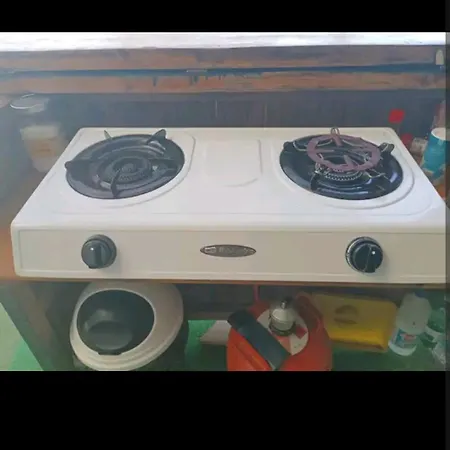 Tienda Acogedora Con Piscina 